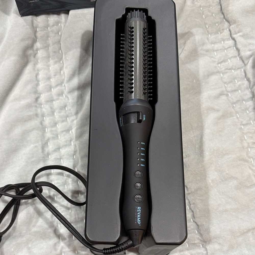 Progloss Volume and Wave Hot Brush - Black - Picture 3 of 9